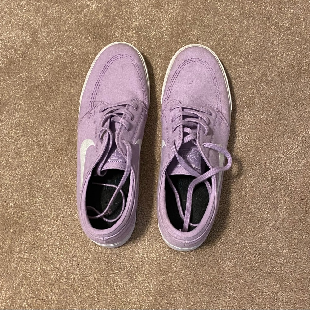 Lavender Nike SB shoes